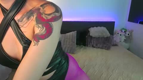 MayCarrey online show from September 9, 9:48 pm