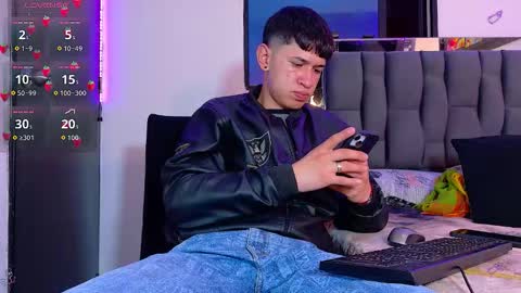 Mr Daren online show from September 9, 4:51 pm