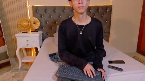 Sebastin online show from July 2, 12:21 pm