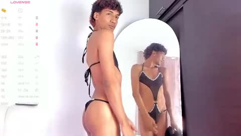 twinksboys_23 online show from July 17, 2:30 pm