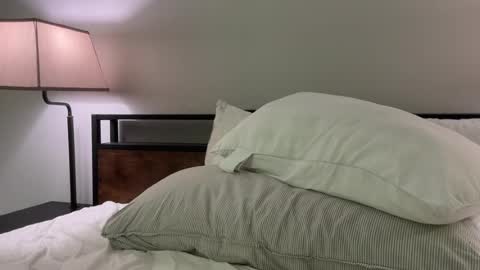 twinkytwunky online show from June 13, 4:12 am