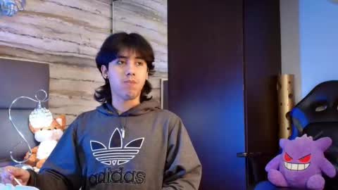 twinslovers_ online show from March 18, 3:45 am