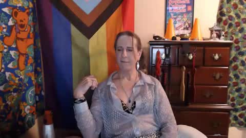 twocumkerry online show from April 30, 6:51 am