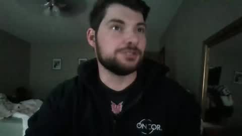 tx263569 online show from December 4, 7:57 pm