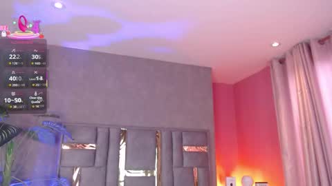 tyla_ks online show from November 7, 8:44 pm