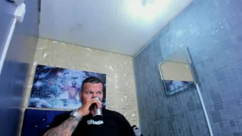 Tyleer Scot online show from June 15, 1:36 pm