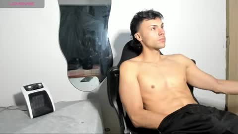 tyler_axel online show from July 30, 2:12 am