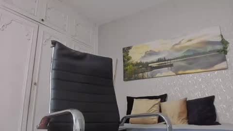 Tyler online show from June 13, 4:12 am