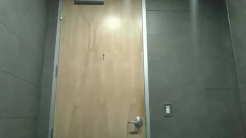tylerweist727678265 online show from May 16, 10:01 am