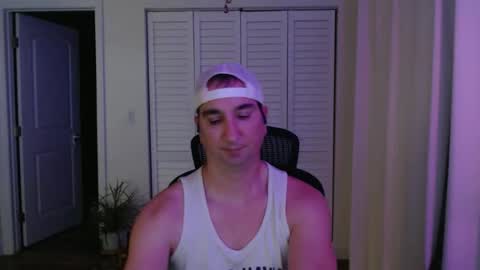 uglyduck3532 online show from November 9, 3:54 am