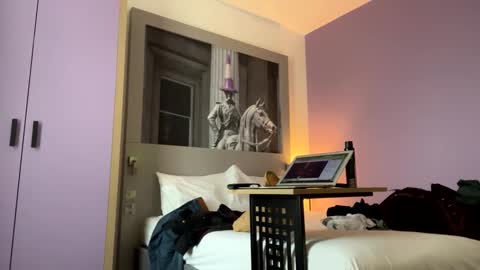 ukclive online show from March 9, 3:16 pm