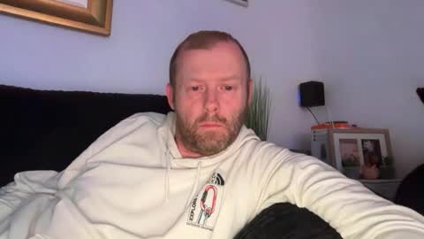 ukmatty3 online show from June 7, 12:16 am
