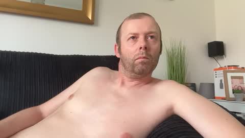 ukmatty3 online show from May 28, 1:09 pm