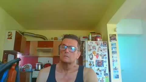 ulmeni7 online show from May 5, 12:44 pm