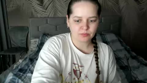 Snapshot of ulystar chatting on March 5, 7:05 am Ulyana online show from March 5, 7:05 am