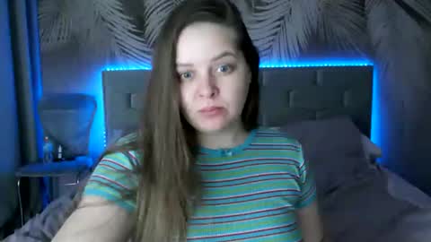 Snapshot of ulystar chatting on February 13, 8:27 am Ulyana online show from February 13, 8:27 am