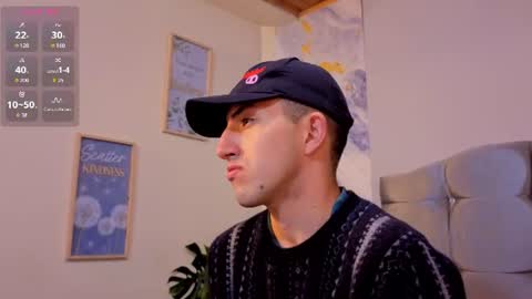 un_sluttyy online show from June 22, 11:06 am