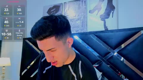 un_sluttyy online show from May 11, 4:04 pm