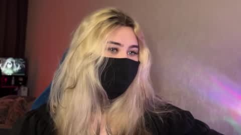 unaxyling online show from March 14, 8:40 am