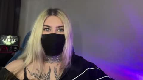 unaxyling online show from March 15, 8:51 am