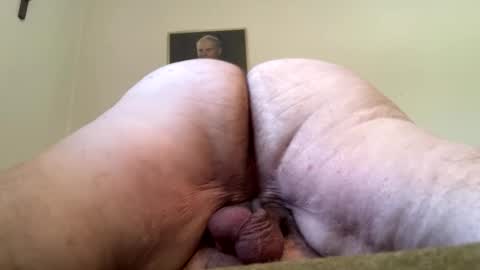 Hairy Sally online show from September 29, 2:05 pm