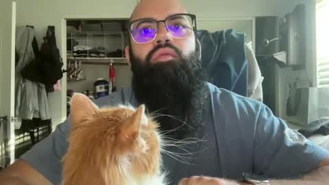 Snapshot of uncutbeard129840 chatting on September 20, 12:13 am uncutbeard129840 online show from September 20, 12:13 am