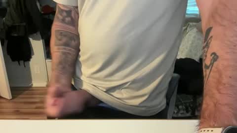 uncutbeard129840 online show from December 5, 12:21 am