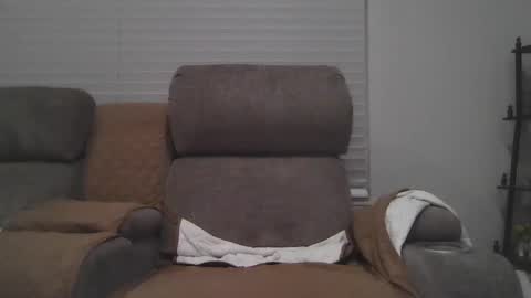 Snapshot of uncutmex6 chatting on February 10, 8:09 am uncutmex6 online show from February 10, 8:09 am