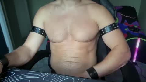 Snapshot of unicornnn___ chatting on October 8, 4:35 pm Game OF Pornnn  online show from October 8, 4:35 pm