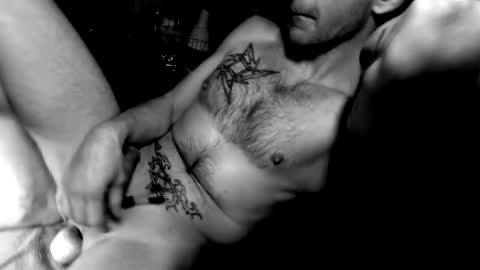 unlitimnaughty_ online show from April 7, 7:32 am