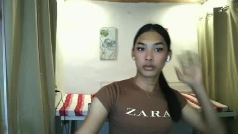ur_dazzlingmorenaxx online show from July 12, 2:15 am