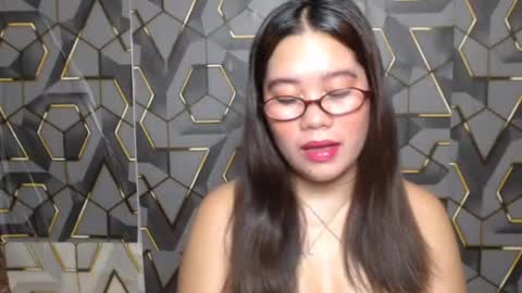 ur_prettychelsie18 online show from June 13, 7:46 pm