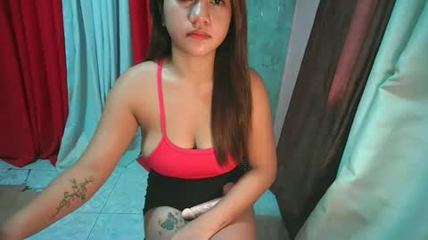 ur_truelyhot_trisha online show from March 13, 12:03 am