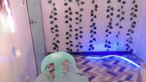 chesca online show from February 5, 1:53 am