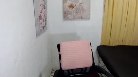 urasian_john20 online show from November 24, 4:11 am