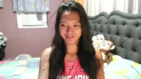 NEWRA  ALLISON online show from June 16, 3:32 am
