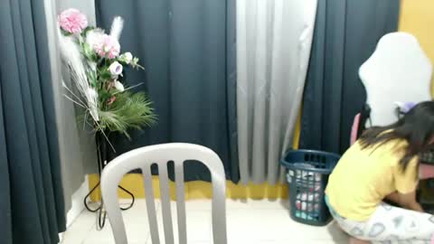 urasiancumgirl_ online show from June 18, 6:08 am