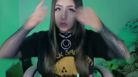 Danielle  online show from July 8, 10:51 am