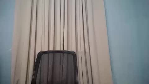 Urbbgurl lynxx  online show from September 23, 12:32 pm