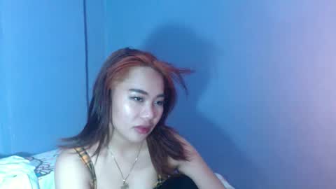 urcutegirlx online show from April 27, 2:09 am