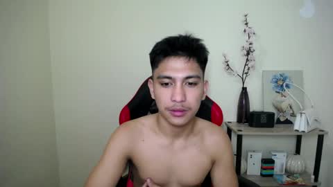 Dannie online show from April 26, 12:30 am