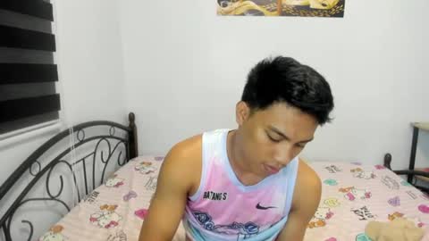 urfucker_vinz online show from June 21, 1:06 pm