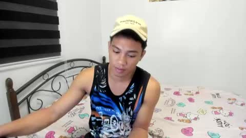 urfucker_vinz online show from June 22, 12:23 pm