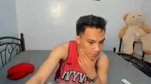 urfucker_vinz online show from February 8, 2:31 pm