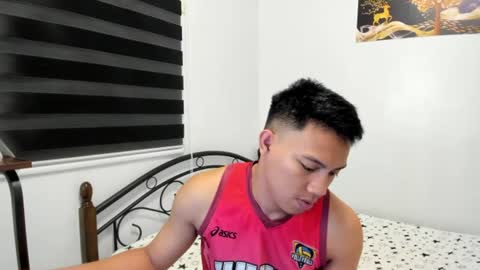 urfucker_vinz online show from June 28, 12:34 pm