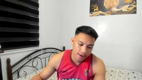 urfucker_vinz online show from July 25, 12:47 pm