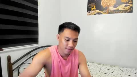 urfucker_vinz online show from July 15, 3:38 pm