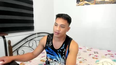 urfucker_vinz online show from July 31, 1:56 pm