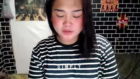 Dimple online show from March 4, 5:43 pm