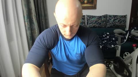 UrGymCrush online show from January 23, 1:30 am